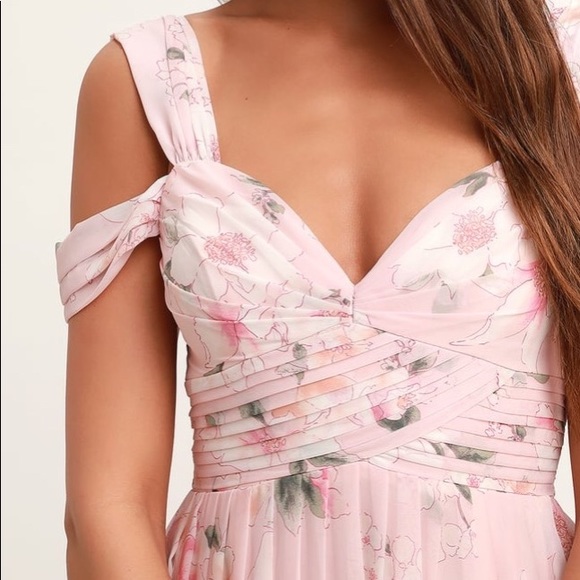 Lulu’s off shoulder floral maxi - Picture 4 of 4